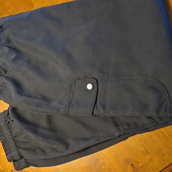 Doe & Rae Charcoal Cargo Pants - Picture 3 of 4